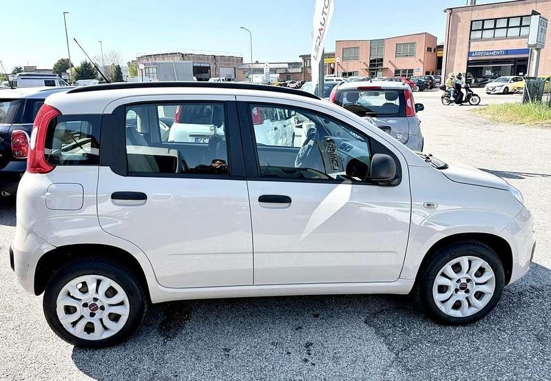 Usata Fiat Panda 80 CV (58 kW) 2013 Beige metalizzato Utilitaria