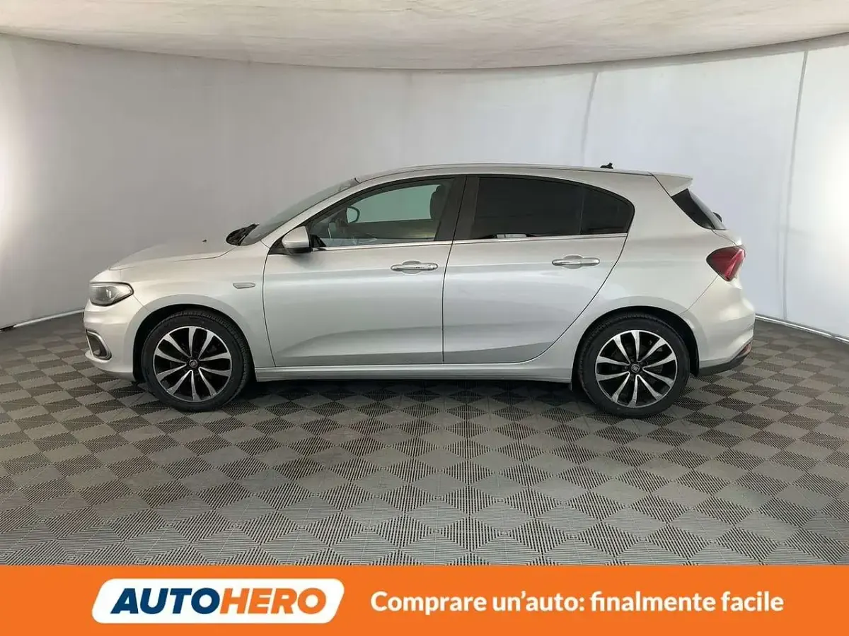 Usata Fiat Tipo Lounge 95 CV (69 kW) 2020 Argento Utilitaria