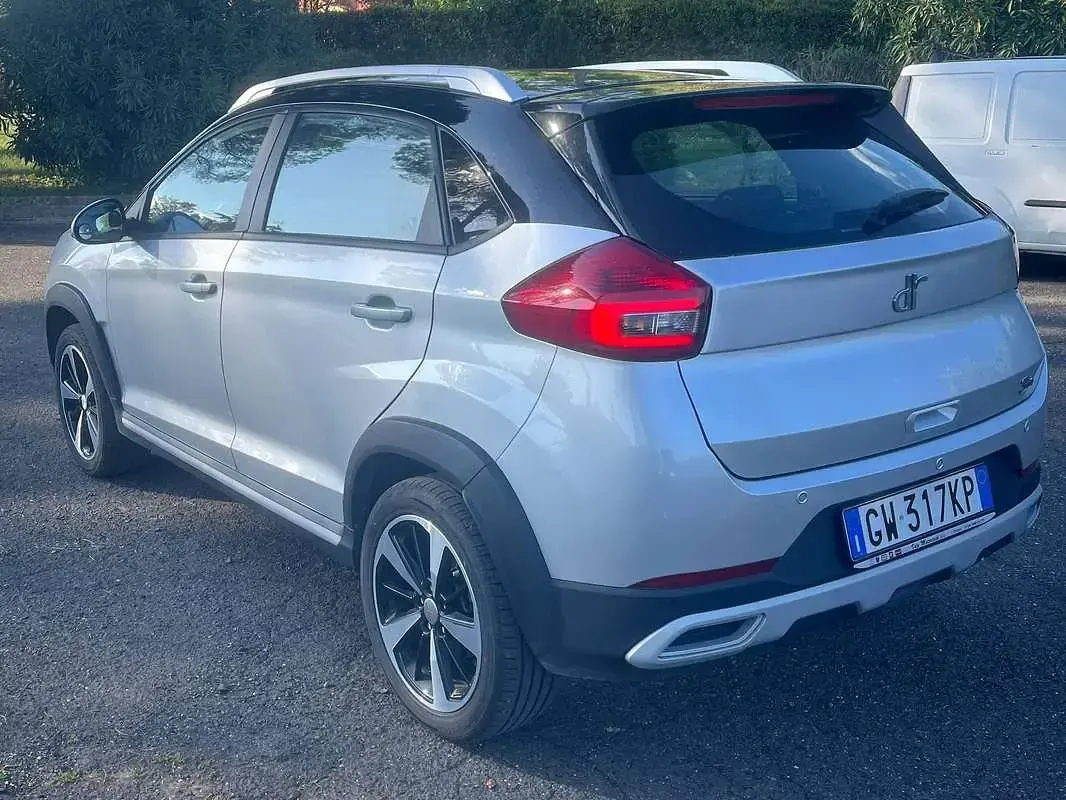 Usata DR DR 3.0 114 CV (83 kW) 2024 Argento SUV