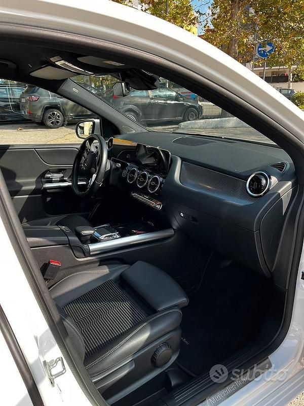 Usata Mercedes 220 2020 Bianco Berlina