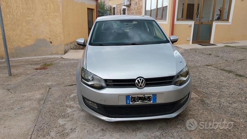 Usata VW Polo 90 CV (66 kW) 2011 Grigio Utilitaria