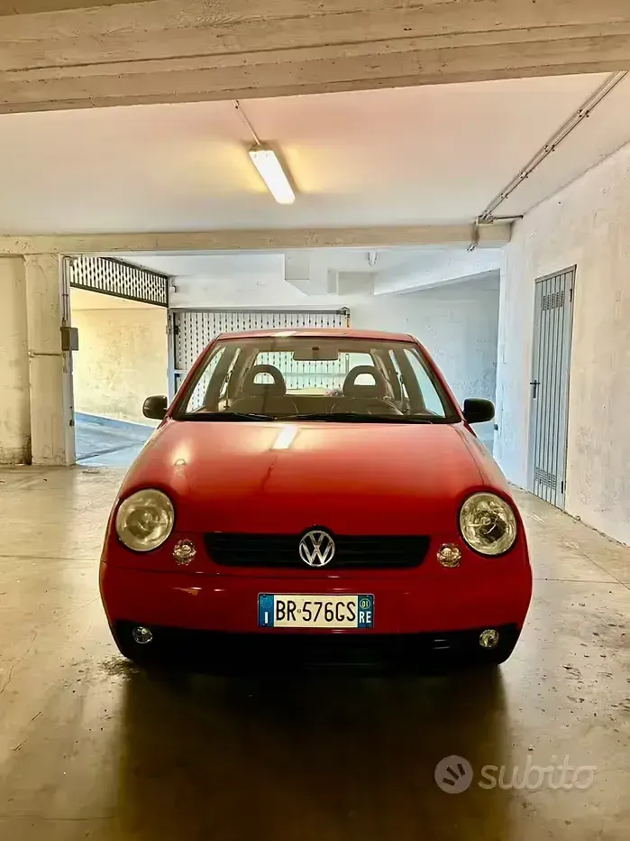 Usata VW Lupo 50 CV (36 kW) 2001 Rosso Utilitaria