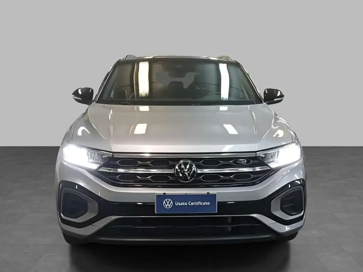 Usata VW T-Roc R-line 110 CV (80 kW) 2023 Pyrit silver metallizzato nero SUV