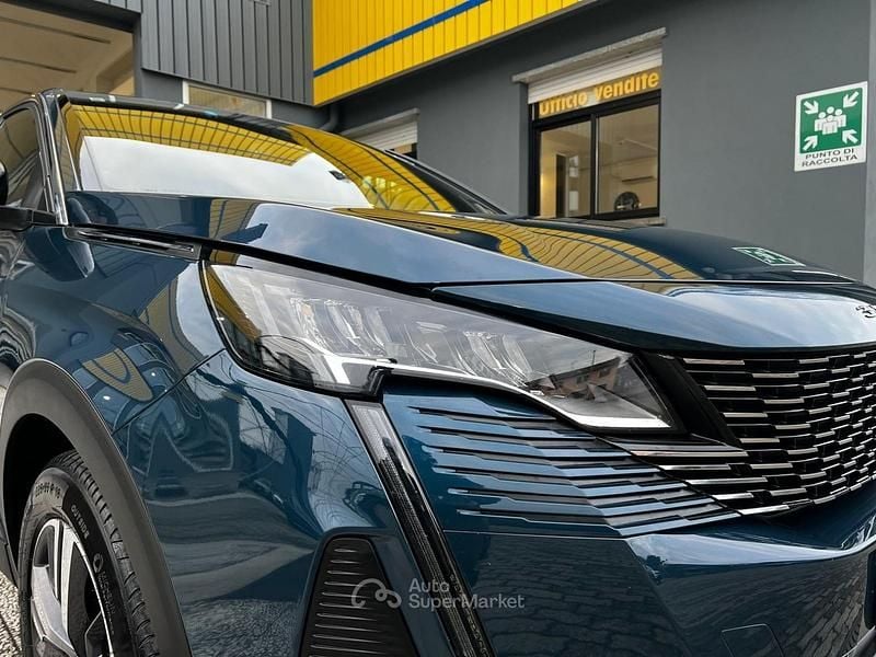 Usata Peugeot 3008 GTi 87 CV (63 kW) 2023 Blu Pick-up