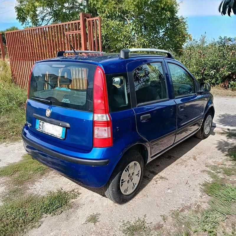 Usata Fiat Panda Dynamic 60 CV (44 kW) 2010 Blu/azzurro Utilitaria