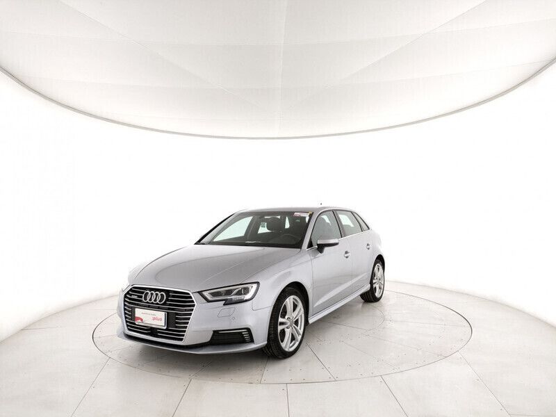 Usata Audi A3 Sportback e-tron Admired 204 CV (150 kW) 2020 Grigio Utilitaria