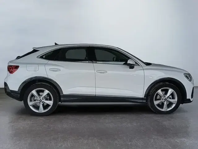 Usata Audi Q3 Sportback Business Plus 150 CV (110 kW) 2023 Bianco SUV
