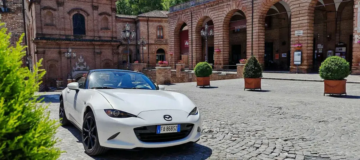 Usata Mazda MX5 Inclusive 160 CV (117 kW) 2015 Cabrio