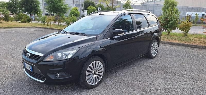 Usata Ford Focus Titanium 110 CV (80 kW) 2008 Nero Station wagon