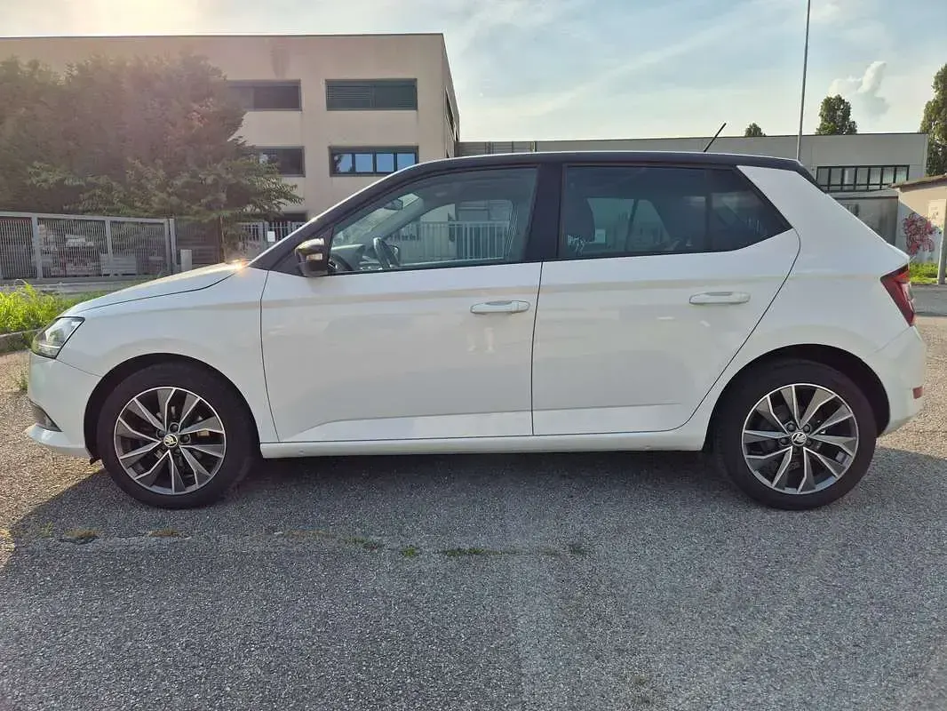 Usata Skoda Fabia 60 CV (44 kW) 2020 Bianco Utilitaria