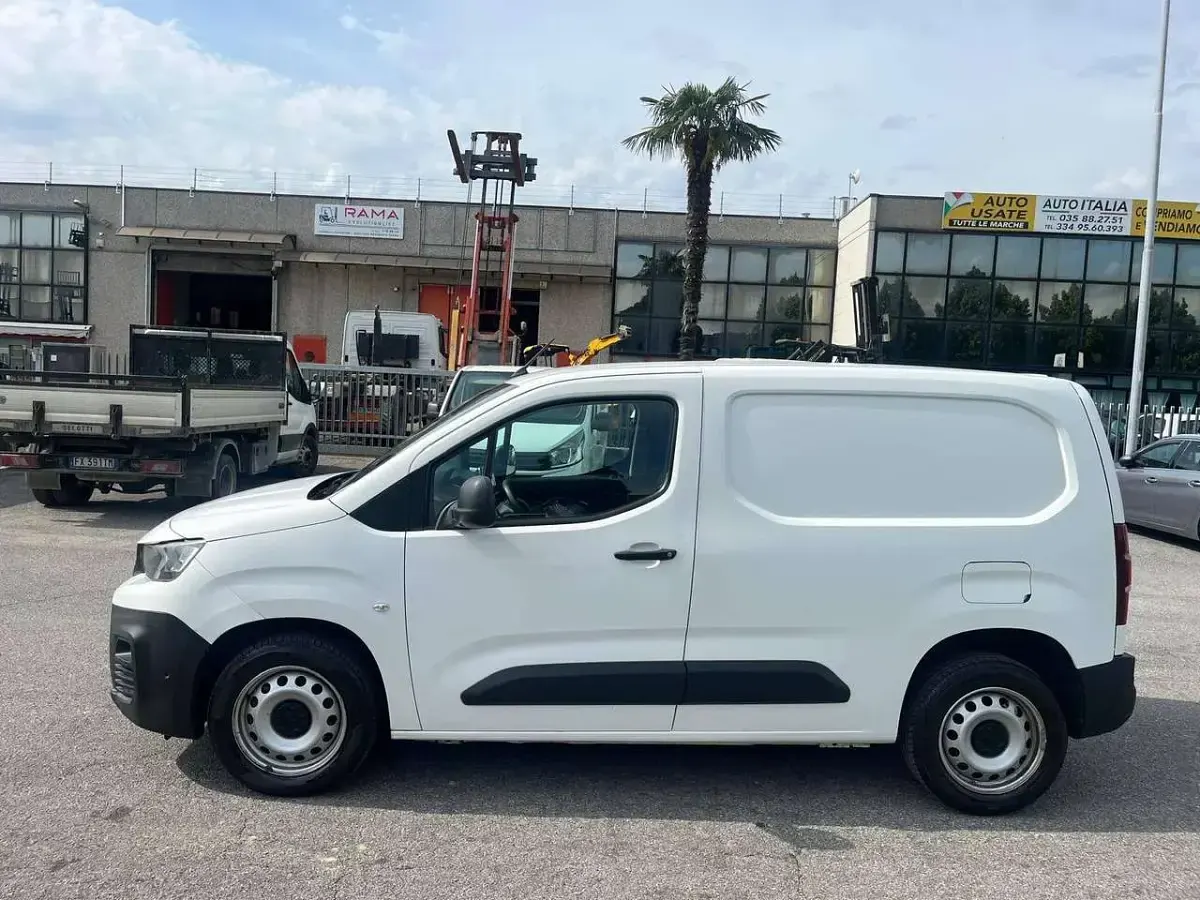 Usata Peugeot TePee Active 99 CV (72 kW) 2019 Bianco Station wagon