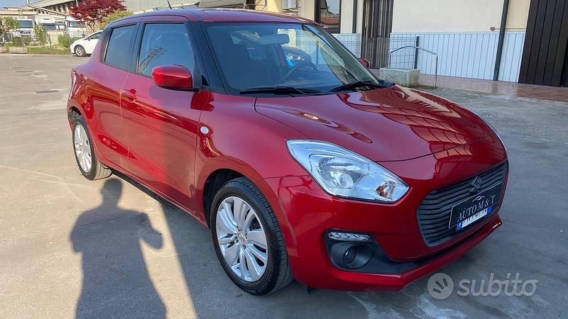 Usata Suzuki Swift Cool 90 CV (66 kW) 2018 Rosso Utilitaria
