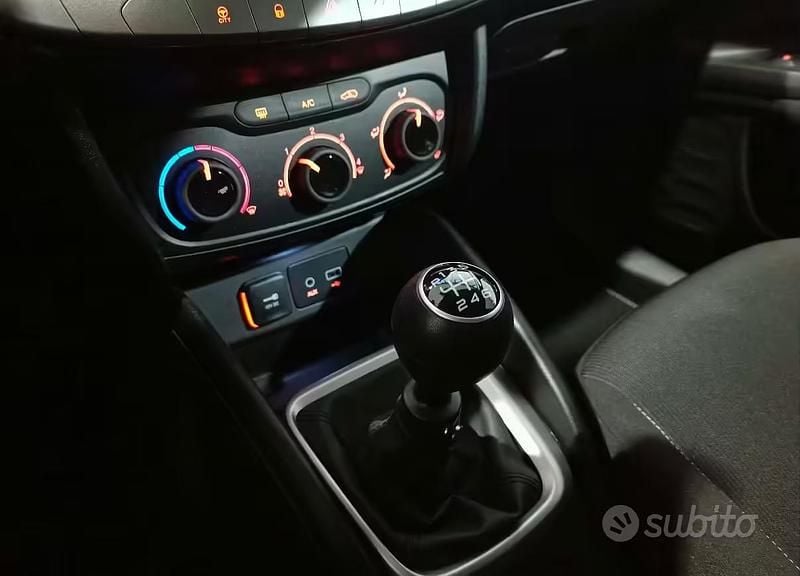 Usata Fiat Tipo Easy 120 CV (88 kW) 2018 Bianco Berlina