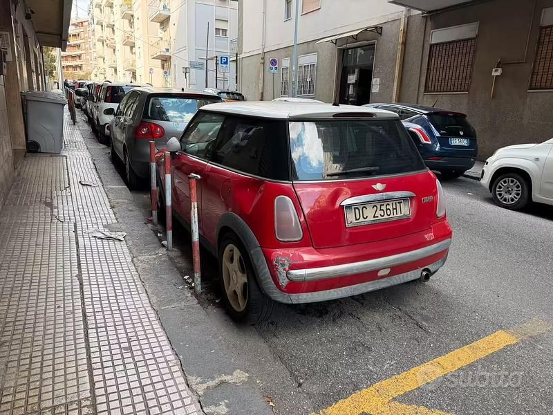 Usata Mini Cooper 116 CV (85 kW) 2004 Rosso Utilitaria