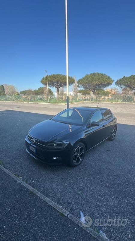 Nero Usata 2018 VW Polo Due volumi | 9500 € (Buon prezzo) - Immagine 1/4