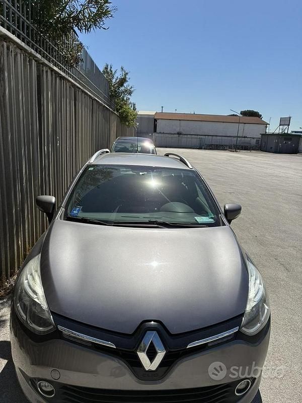 Usata Renault Clio GrandTour 90 CV (66 kW) 2012 Grigio Station wagon
