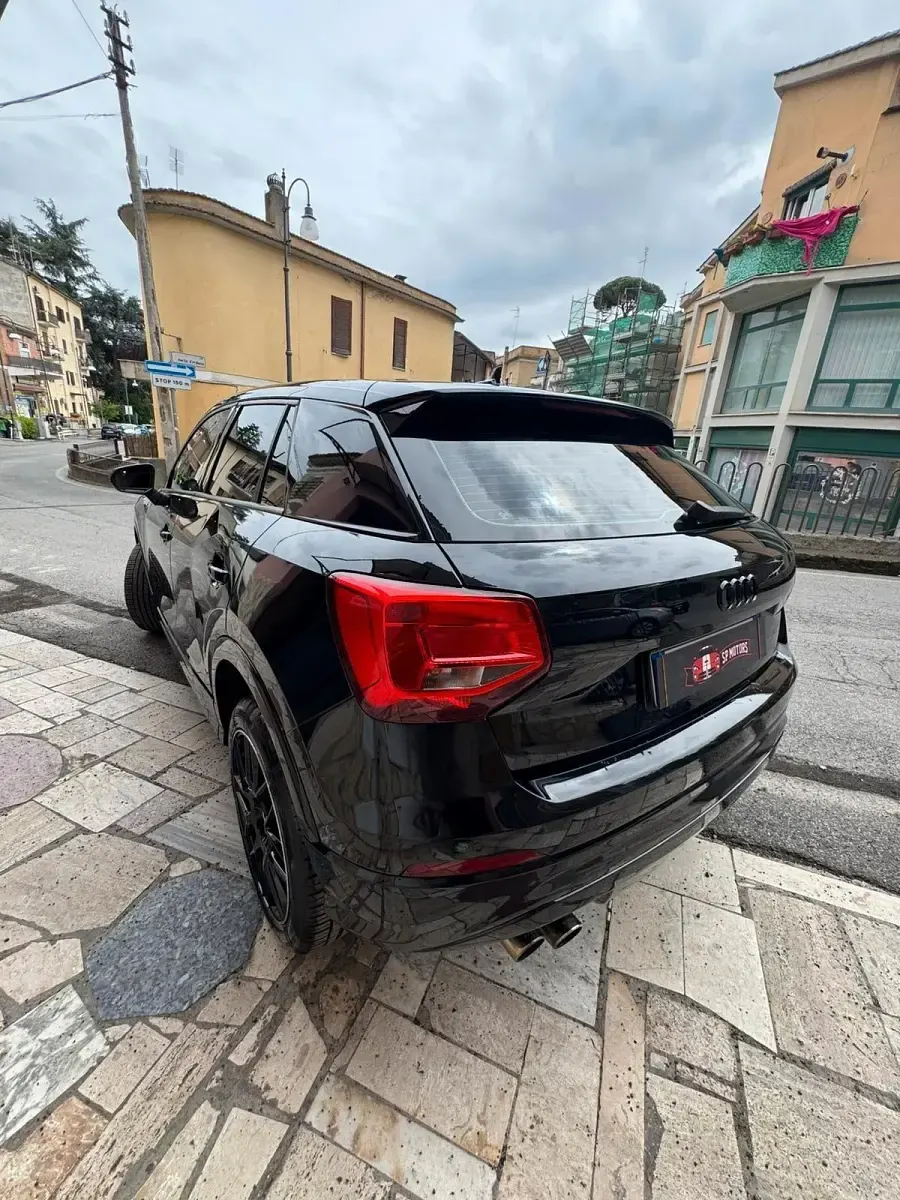 Begagnad Audi Q2 Black Edition 150 HK (110 kW) 2019 Svart SUV