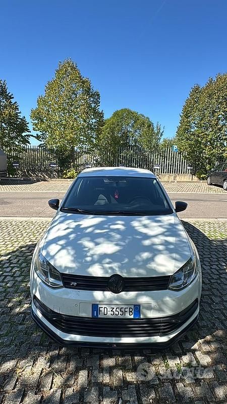 Occasion VW Polo R-line 90 ch (66 kW) 2016 Blanc Citadine