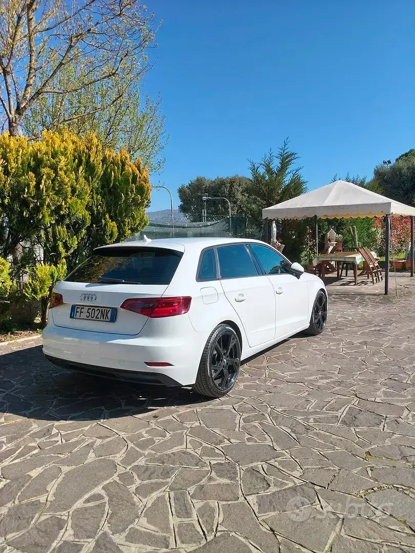Usata Audi A3 S-Line 110 CV (80 kW) 2016 Bianco Berlina