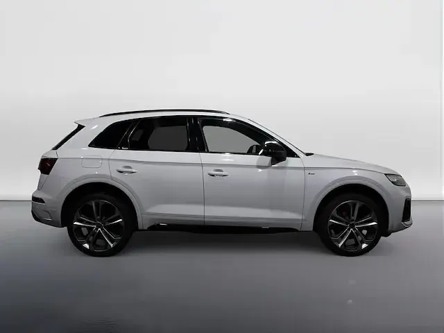 Usata Audi Q5 S-line plus 204 CV (150 kW) 2023 Bianco ghiaccio metallizzato SUV