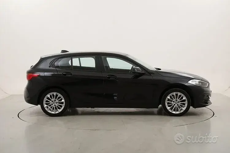 Usata BMW 116 Advantage 116 CV (85 kW) 2022 Nero Utilitaria