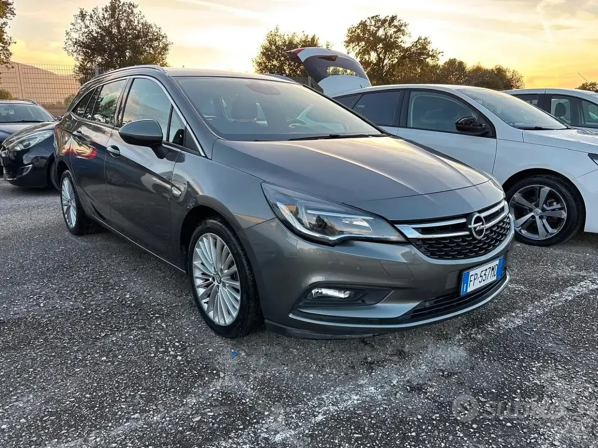 Usata Opel Astra 110 CV (80 kW) 2018 Grigio Station wagon