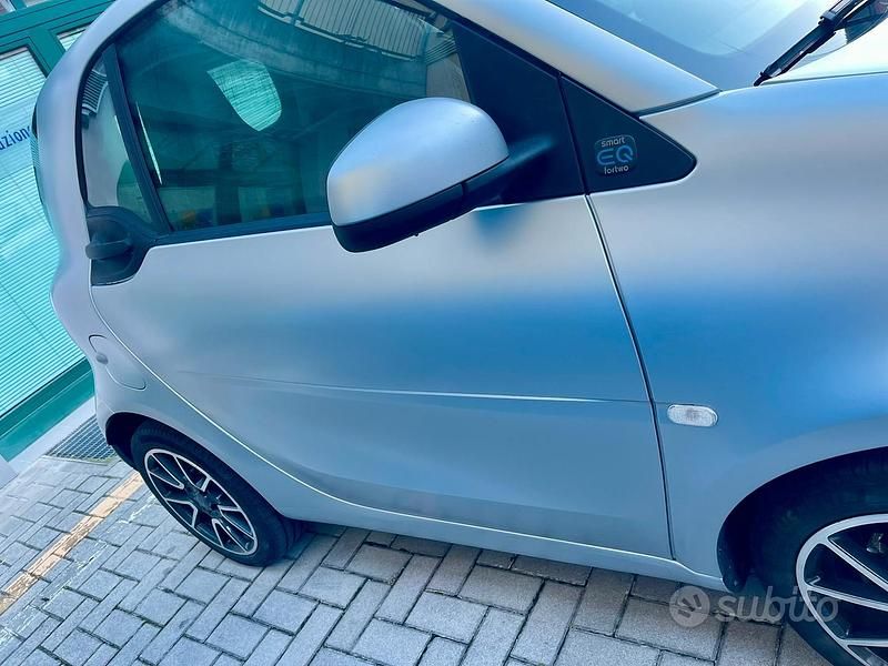 Usata Smart ForTwo Coupé 2021 Grigio Utilitaria