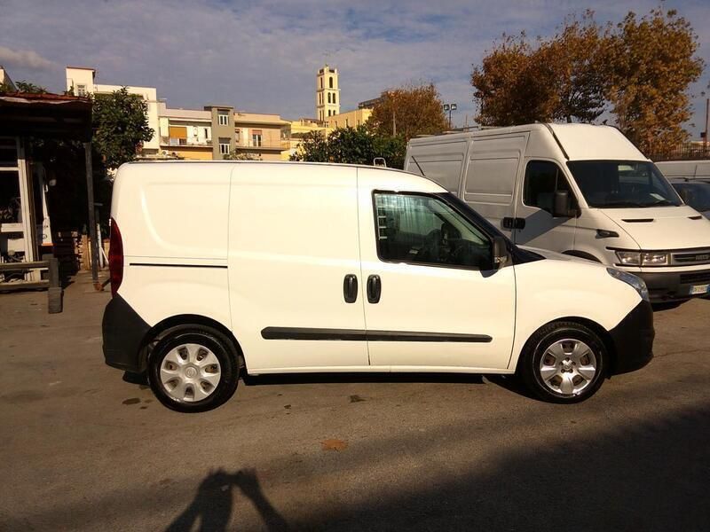 Usata Opel Combo S 89 CV (65 kW) 2014 Bianco Monovolume