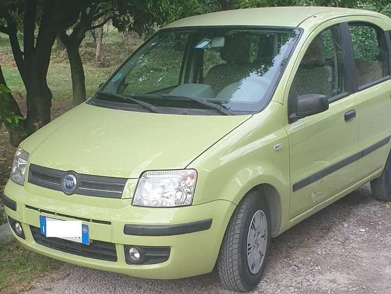 Usata Fiat Panda Dynamic 60 CV (44 kW) 2004 Verde Utilitaria