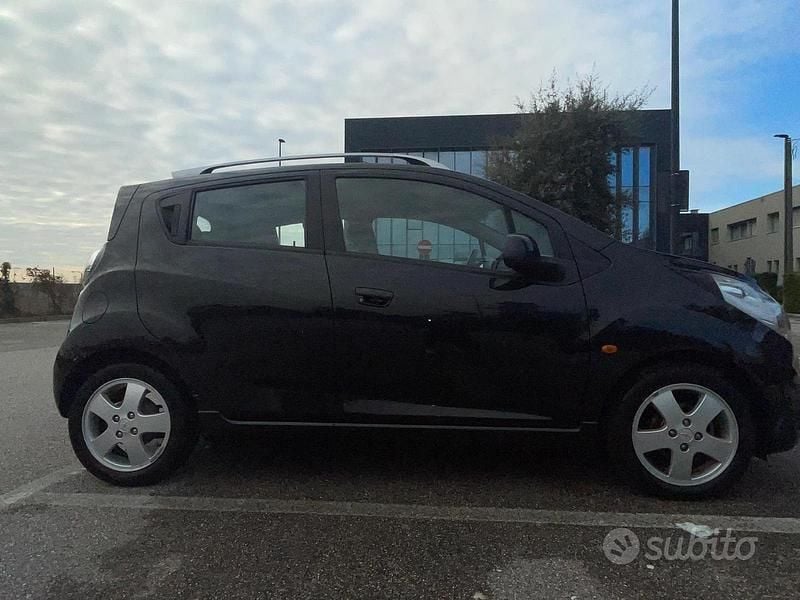 Usata Chevrolet Spark LT 82 CV (60 kW) 2011 Nero Utilitaria