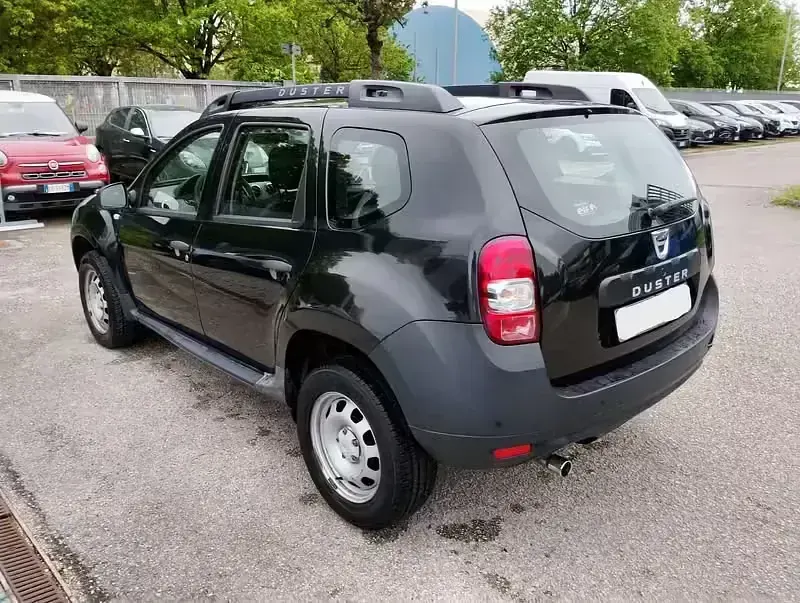 Usata Dacia Duster Ambiance 107 CV (78 kW) 2014 Bianco SUV