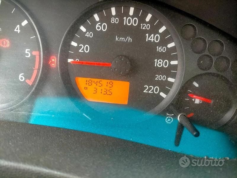 Usata Nissan Navara 2005 Pick-up