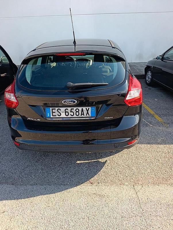 Usata Ford Focus Titanium 120 CV (88 kW) 2013 Nero Berlina