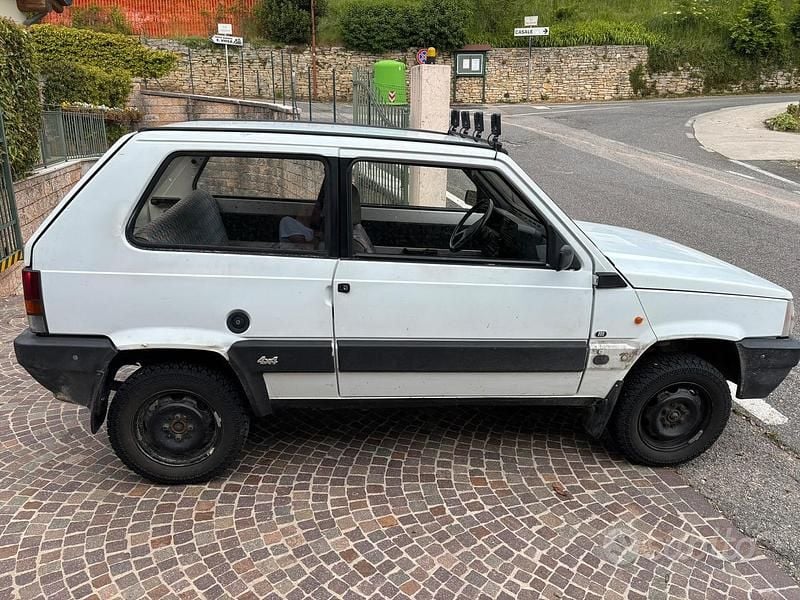 Usata Fiat Panda 4x4 50 CV (36 kW) 1988 Utilitaria
