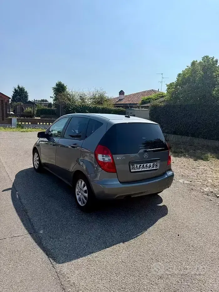 Usata Mercedes A150 Classic 95 CV (69 kW) 2009 Grigio Utilitaria