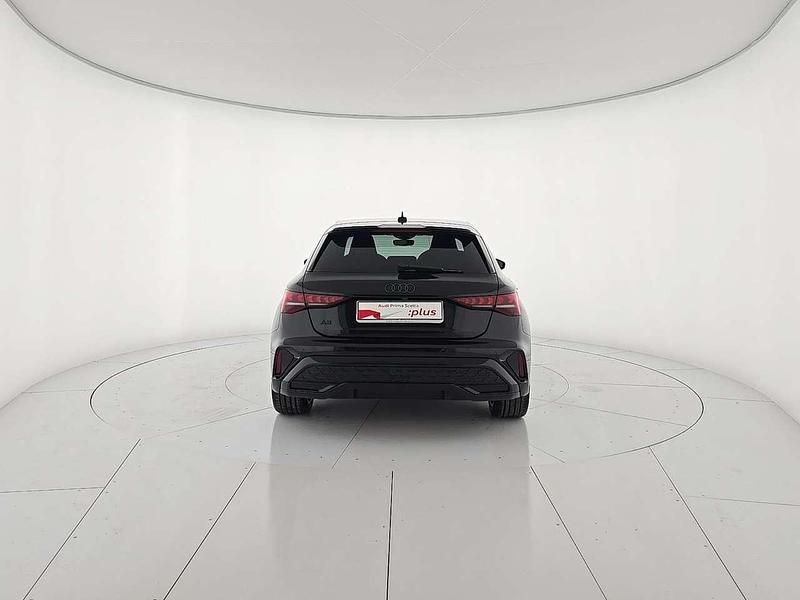Usata Audi A3 Sportback S-Line 150 CV (110 kW) 2025 Nero Utilitaria