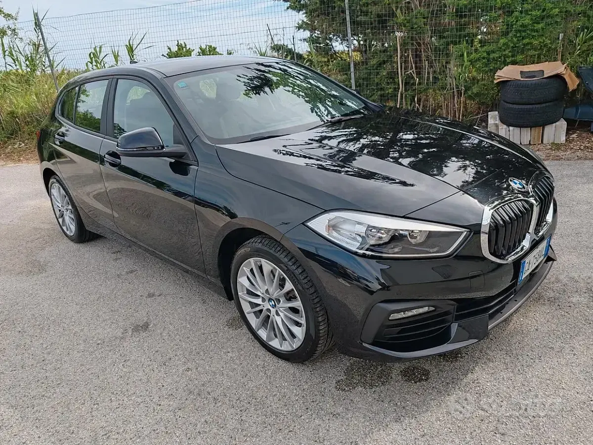 Usata BMW 116 Advantage 116 CV (85 kW) 2019 Nero Utilitaria