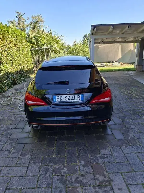 Usata Mercedes CLA220 Shooting Brake Premium 177 CV (130 kW) 2016 Station wagon