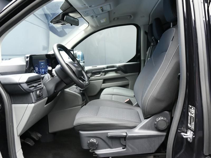 Usata Ford Transit Custom Titanium 136 CV (100 kW) 2025 Vari colori pastello Station wagon