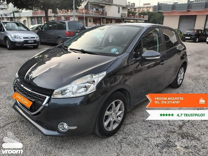 Usata Peugeot 208 Active 67 CV (49 kW) 2014 Grigio Utilitaria