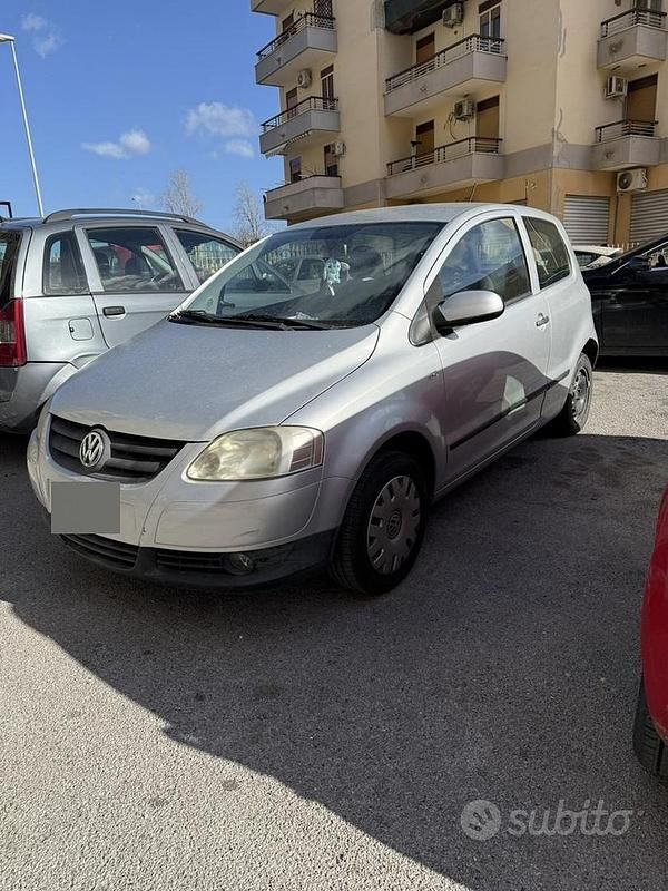 Usata VW Fox 54 CV (39 kW) 2009 Grigio Utilitaria