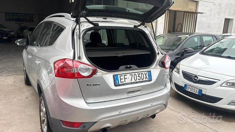 Usata Ford Kuga Titanium 136 CV (100 kW) 2010 Grigio SUV
