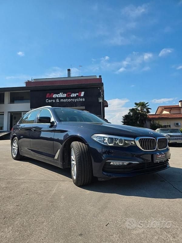 Usata BMW 520 190 CV (139 kW) 2018 Blu Station wagon