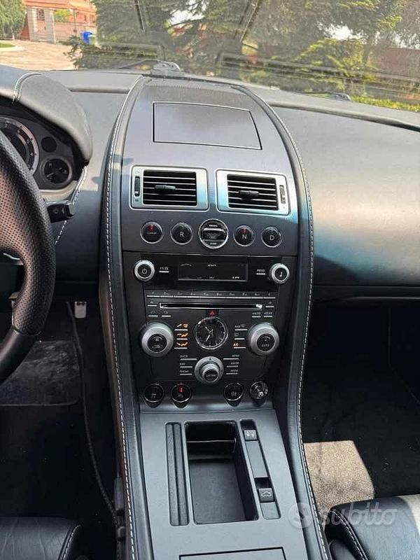 Usata Aston Martin V8 Vantage 426 CV (313 kW) 2009 Nero Coupé