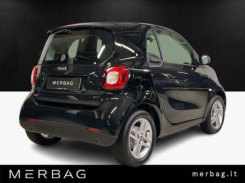 Usata Smart ForTwo Electric Drive Pure 41 kW (56 CV) 2023 Nero Coupé