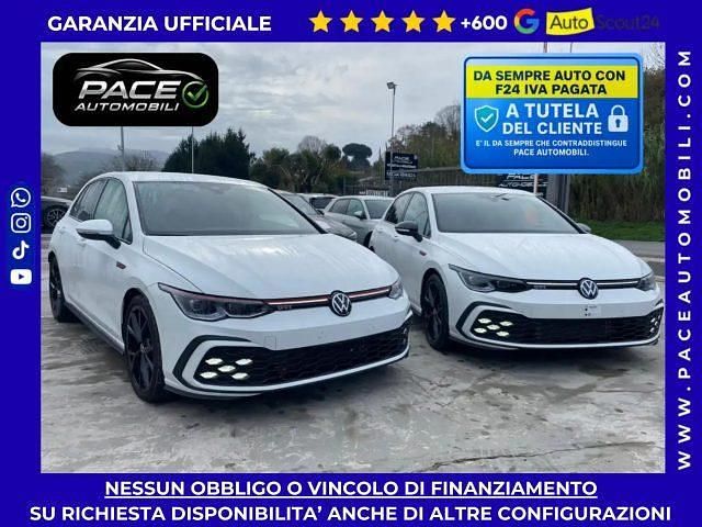 Usata VW Golf VIII GTI 245 CV (180 kW) 2024 Bianco metallizzato Berlina