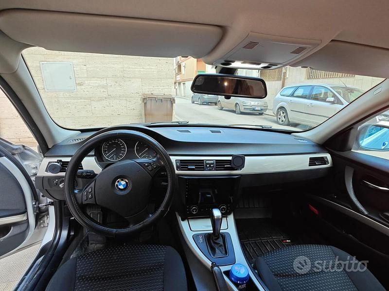 Usata BMW 318 2011 Grigio Station wagon