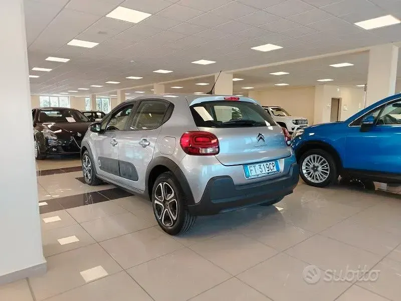 Usata Citroën C3 Feel 102 CV (75 kW) 2018 Argento Utilitaria