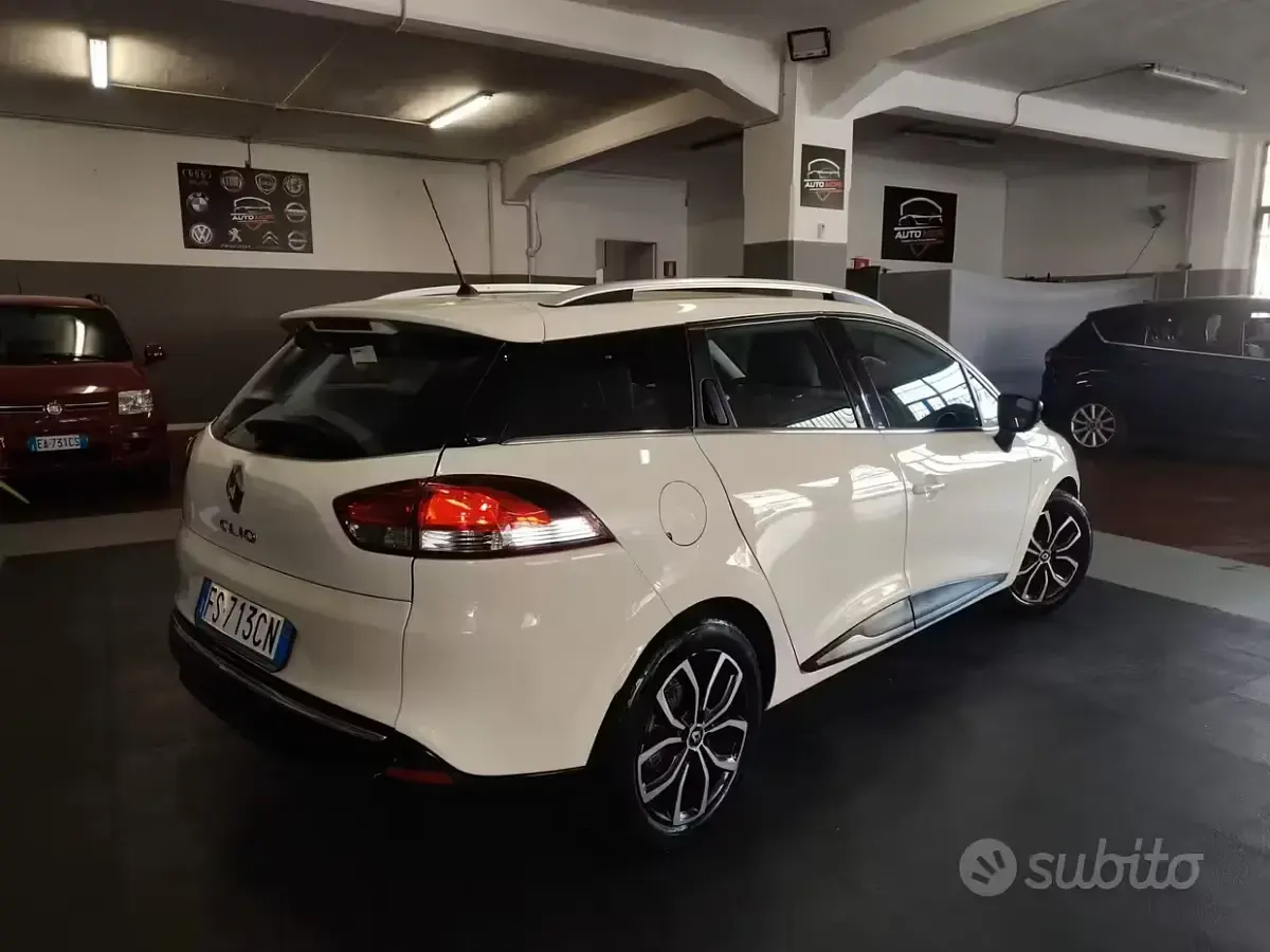 Usata Renault Clio Life 75 CV (55 kW) 2018 Beige Station wagon