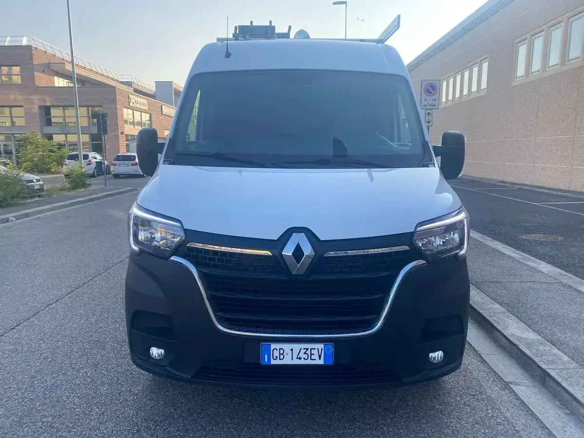 Usata Renault Master 119 kW (163 CV) 2020 Bianco Monovolume